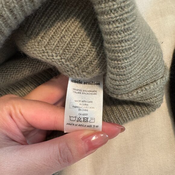 UNCLE STUDIOS THE TURTLENECK - Picture 3 of 4